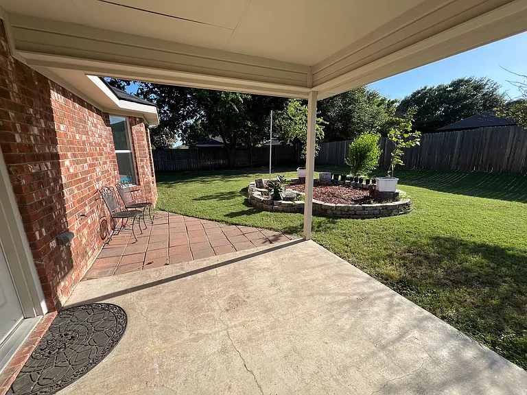5009 Joseph Dr — Photo 30