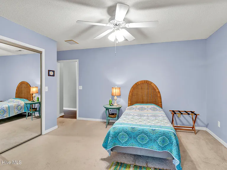 7204 Lounsberry Ct — Photo 23