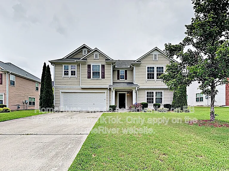 2613 Waterdale Rd SW — Photo 1