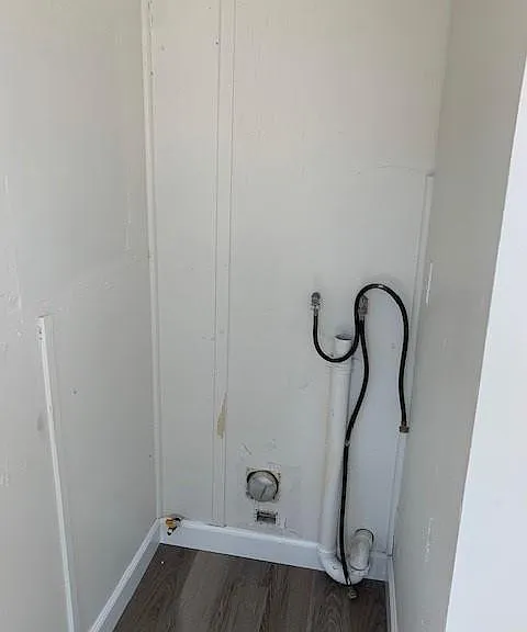 10210 Monterey St — Photo 6