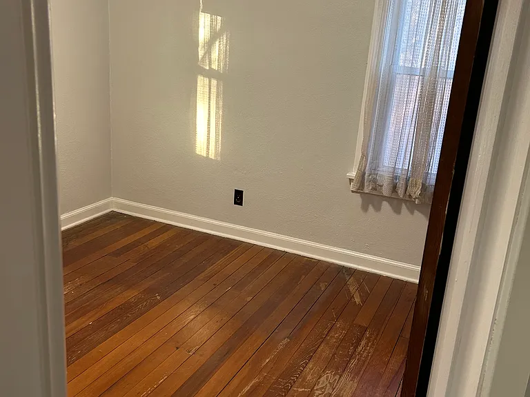 213 S Wilmoth Ave — Photo 7