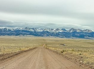 765 Pass Peak Dr, Westcliffe, CO 81252