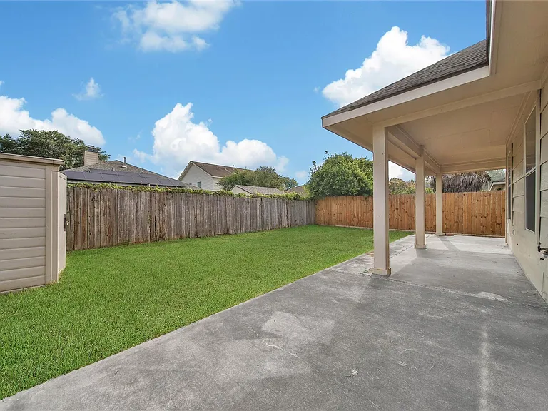 32026 Annice Ln — Photo 23