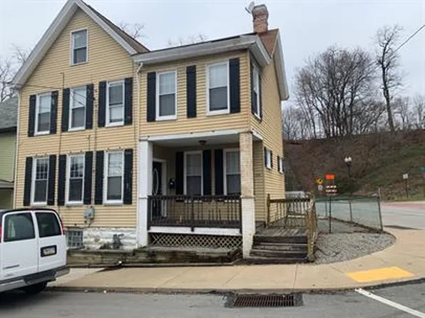 201 Brown-GRG - A, 201 Brown Ave, Greensburg, PA 15601