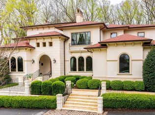 8505 Meadowlark Ln, Bethesda, MD 20817
