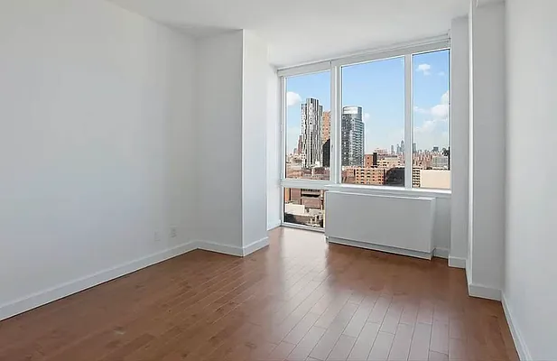 Rented by Dalan Rentals | media 17