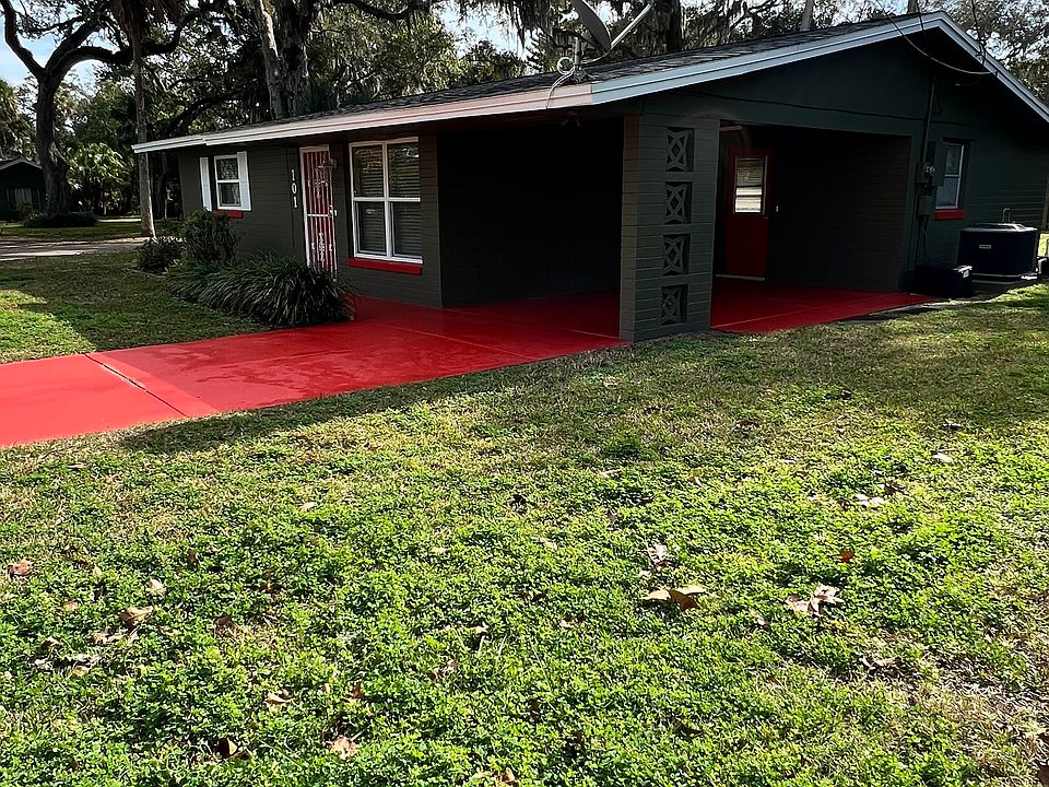 1st image of 101 8th St