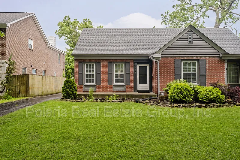 2 bed, 1.0 bath, 1200 sqft, $1,395 — Photo 1