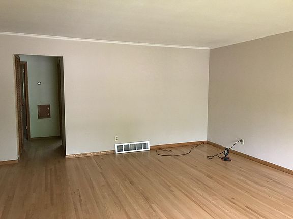 2nd image of 6113 France Ave S