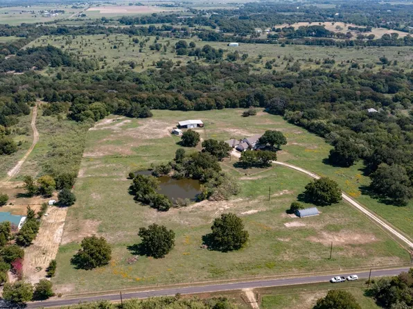 431 Log Cabin Rd, Ennis, TX 75119