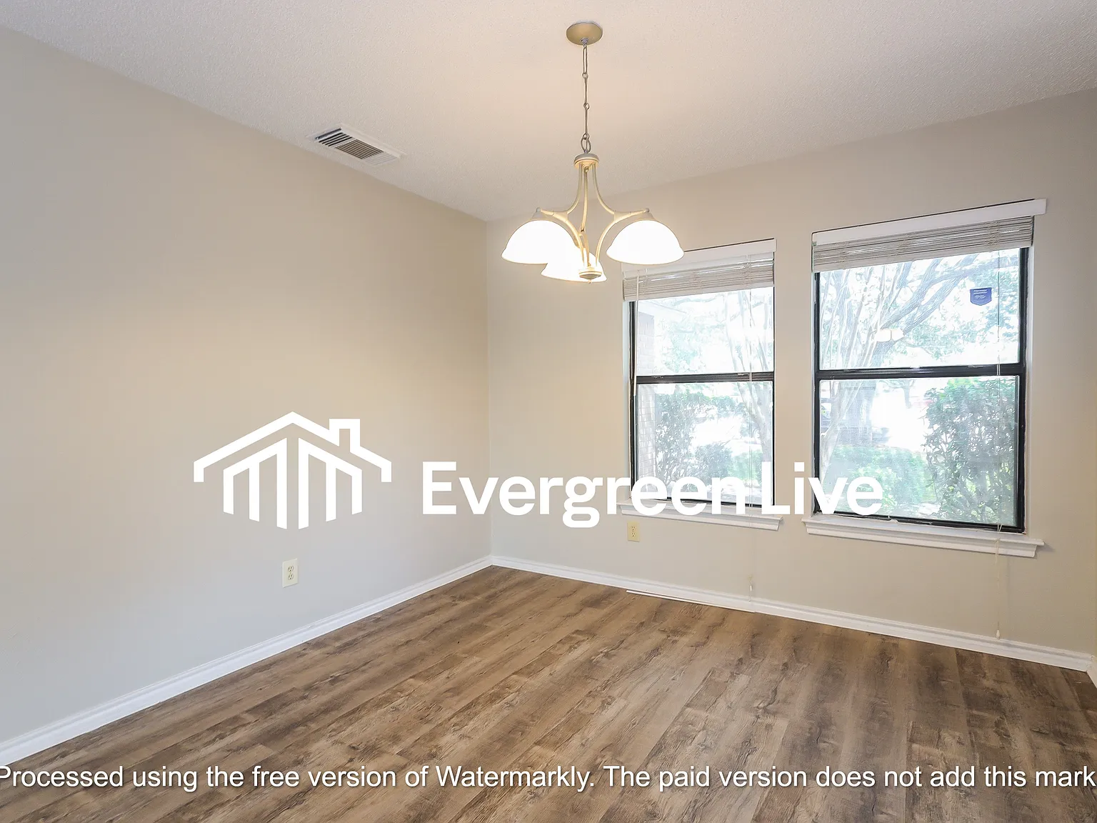 3 bed, 2.5 bath, 1698 sqft, $1,495 — Photo 3