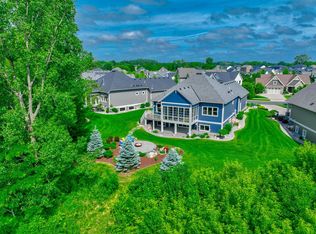 11322 Latrobe Ln N, Lake Elmo, MN 55042