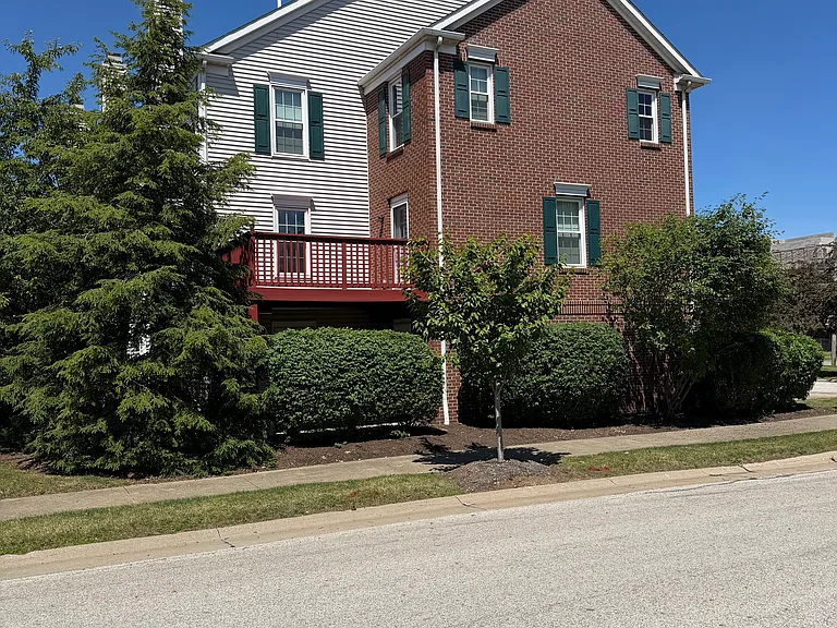8148 Chester Pkwy — Photo 4
