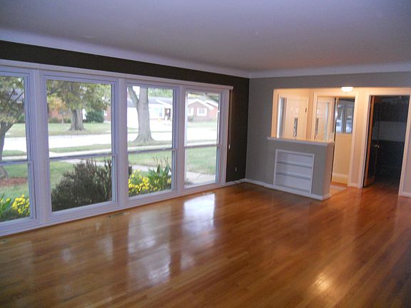 2nd image of 25540 Blossingham Dr