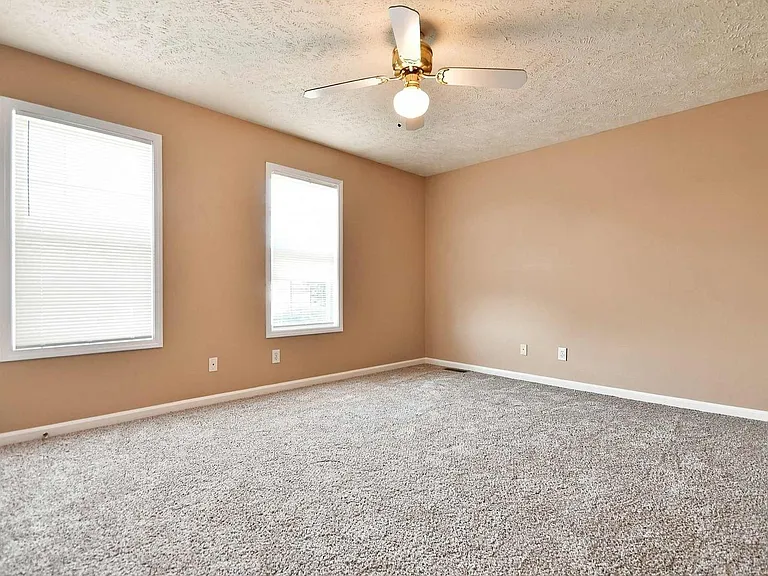 1631 Baltimore Dr — Photo 10