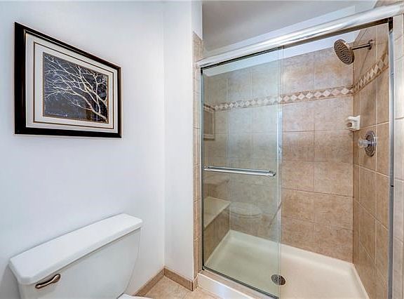 5th image of 4735 Brockway St