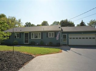 789 Moseley Rd, Fairport, NY 14450