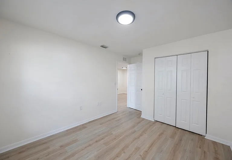 966 22nd Ave S #101 — Photo 6