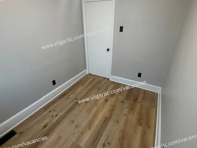 5035 Tod Ave — Photo 14