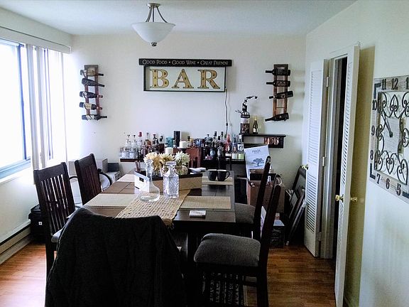 4th image of 1590 Anderson Ave APT 20A