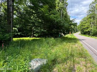 183 N Gate Rd, Lake Ariel, PA 18436