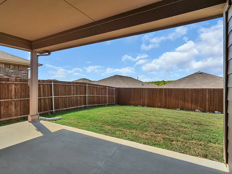 16617 Porterfield Ln — Photo 25