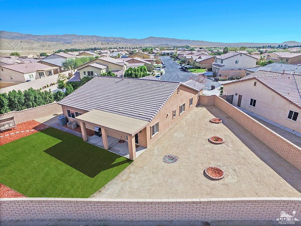 1st image of 82508 Tremetina Ct