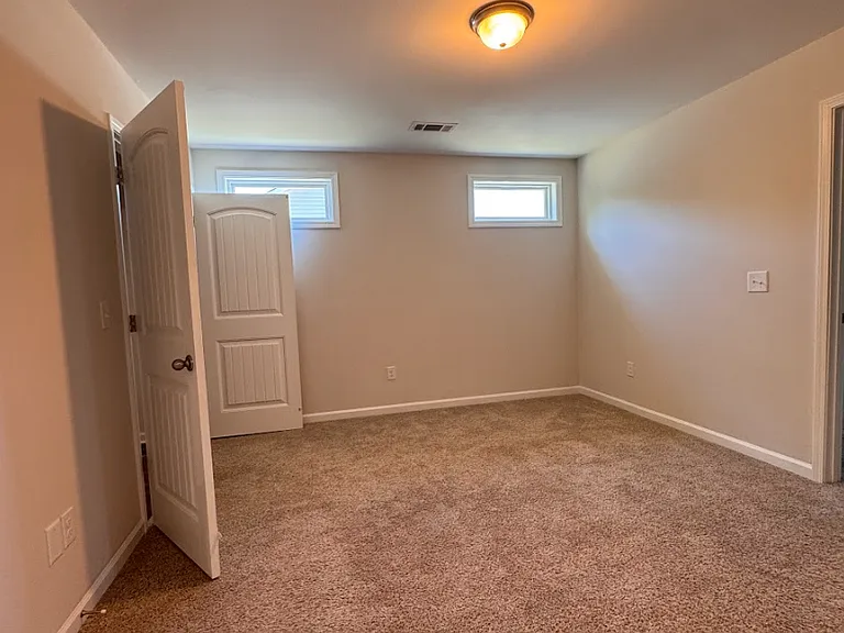 320 Alameda Ln — Photo 14