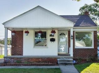 3713 Roosevelt St, Dearborn, MI 48124