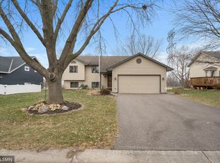 4376 Hamilton Dr, Eagan, MN 55123