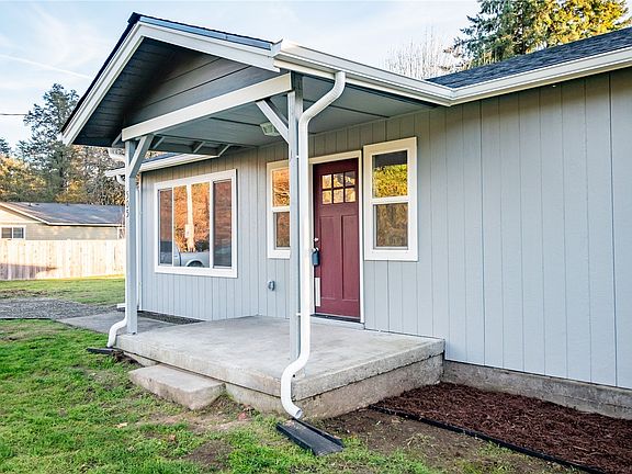 3rd image of 505 DELTA Lane SE