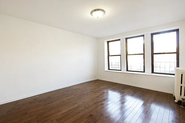 Rented by Bold New York | media 21