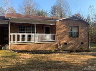 100 Owl Hollow Rd, Mill Spring, NC 28756