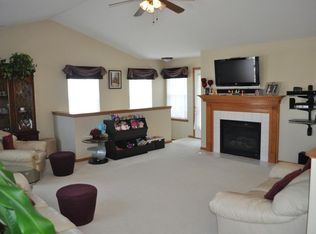 664 Morris Ct, Lakemoor, IL 60051