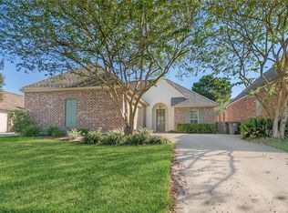 2243 Spring Pointe Dr, Baton Rouge, LA 70810