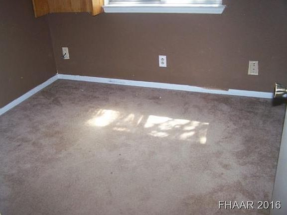 5th image of 2710 Mirage Dr