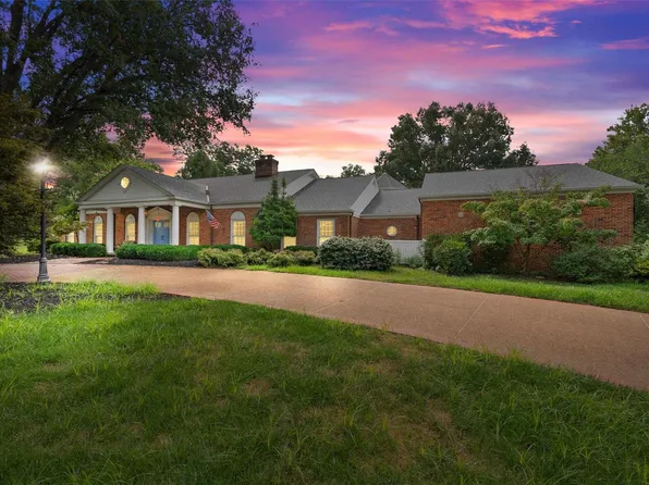 12 Rolling Rock Ln, Saint Louis, MO 63124