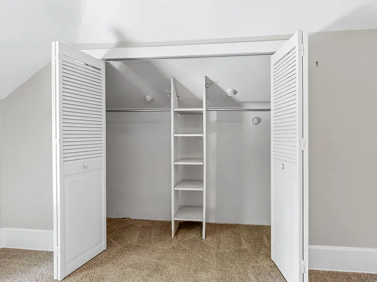 924 E Mexico Ave — Photo 32
