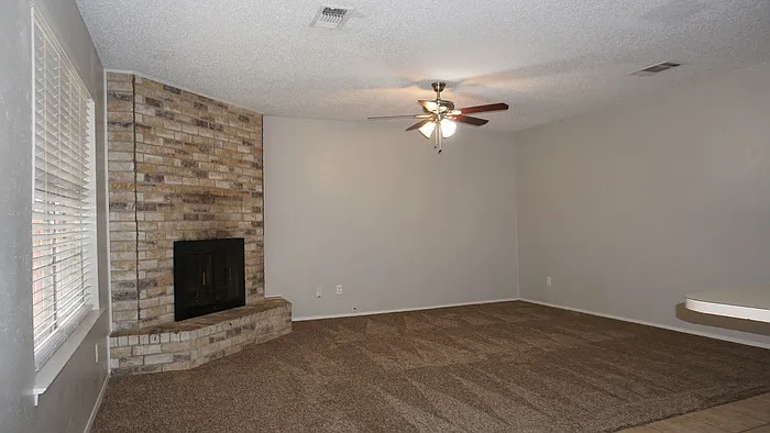 9904 Runnymeade Pl — Photo 3