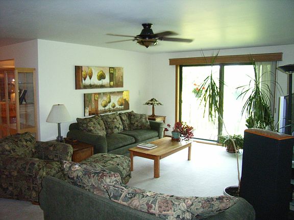 3rd image of 11036 Theresa Cir #3D