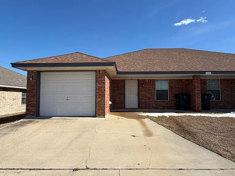 3802 Pecos Ct — Photo 3