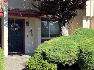 328 9th Ave SE APT B2, Puyallup, WA 98372