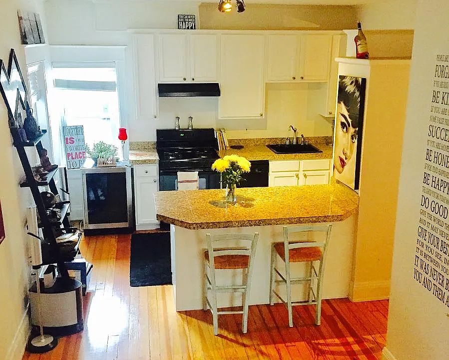 1st image of 1362 Marion St APT 1