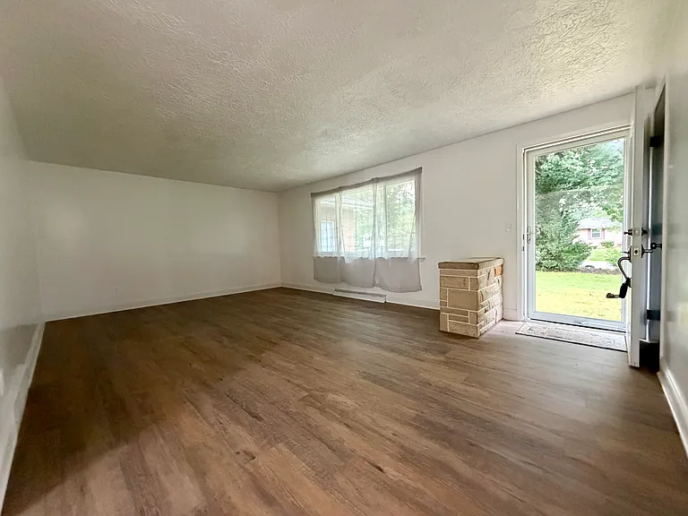 7301 Knight St NW — Photo 11
