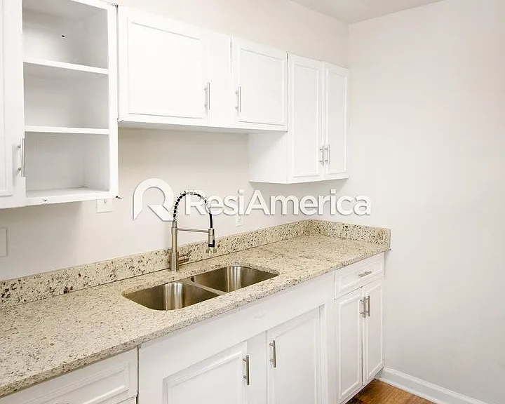 4078 Meadow Dr — Photo 7