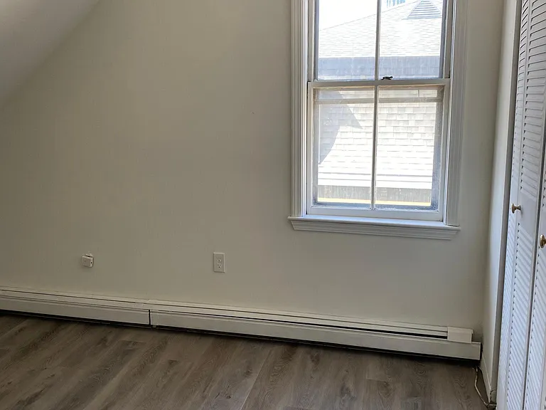 36 Cork St — Photo 11
