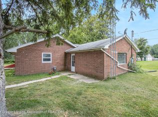 1460 E State Rd, Lansing, MI 48906