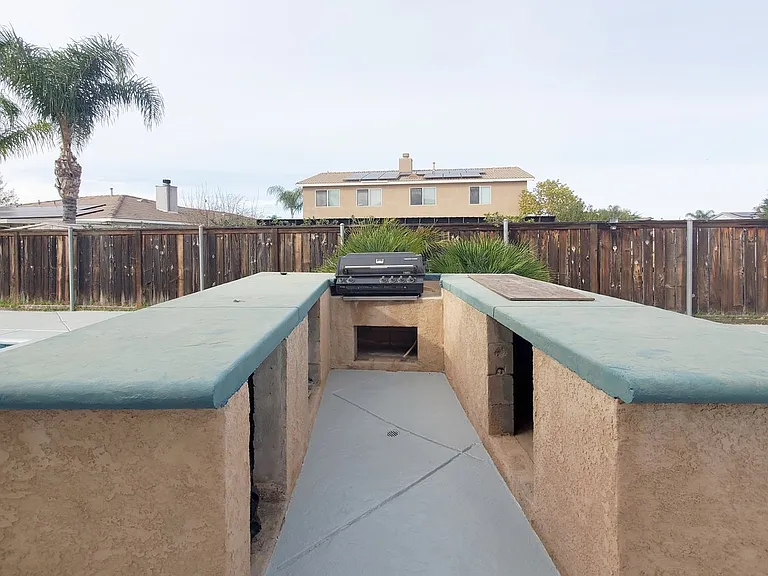 26876 Alta Mira St — Photo 47