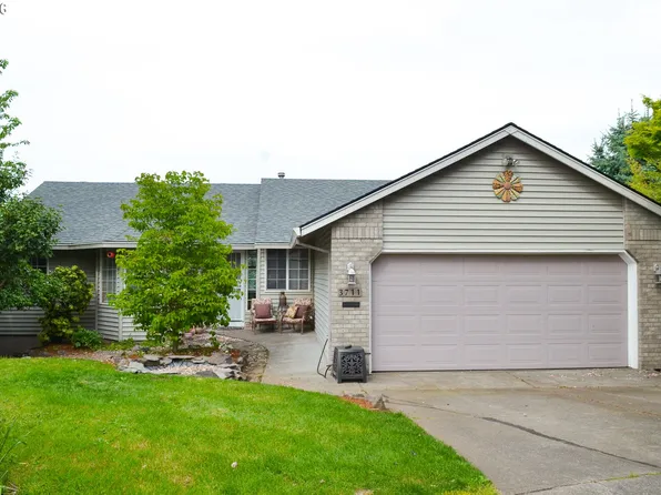 3711 SW 16th Ct, Gresham, OR 97080