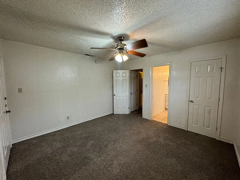 1301 Franz Dr — Photo 11